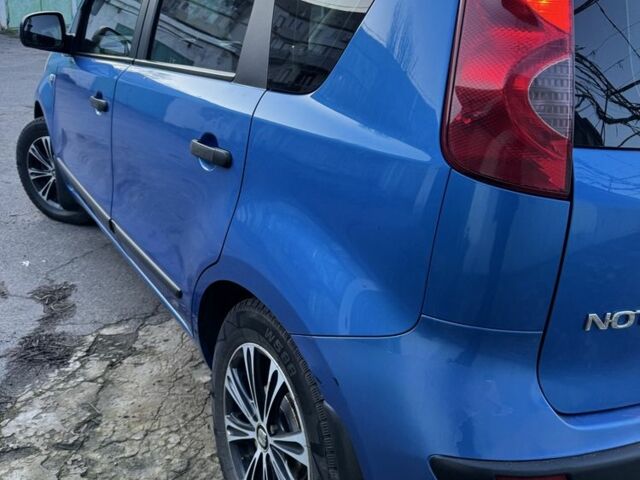 Синій Ніссан Ноут, об'ємом двигуна 1.4 л та пробігом 138 тис. км за 5000 $, фото 2 на Automoto.ua