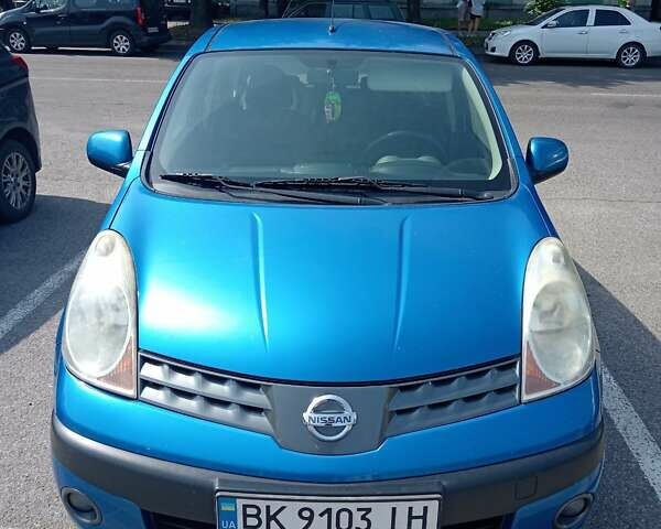 Ниссан Ноут 2007 в Ровно на Automoto.ua Синий Ниссан Ноут, объемом двигателя 1.46 л и пробегом 298 тыс. км за 4600 $, фото 5 на Automoto.ua