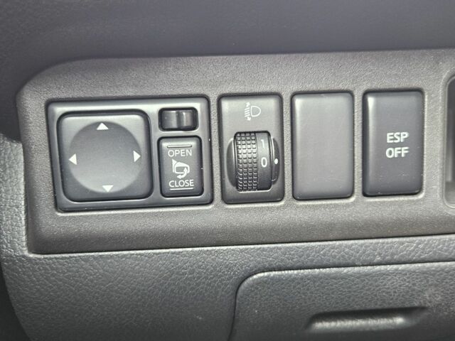 Синий Ниссан Ноут, объемом двигателя 1.6 л и пробегом 133 тыс. км за 6900 $, фото 15 на Automoto.ua