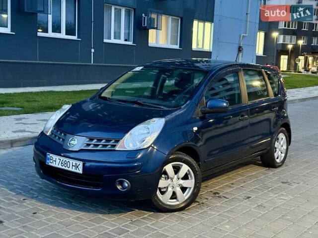 Синий Ниссан Ноут, объемом двигателя 1.6 л и пробегом 147 тыс. км за 4999 $, фото 13 на Automoto.ua