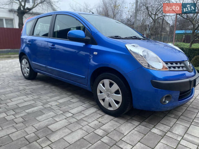 Синий Ниссан Ноут, объемом двигателя 1.6 л и пробегом 150 тыс. км за 6390 $, фото 4 на Automoto.ua