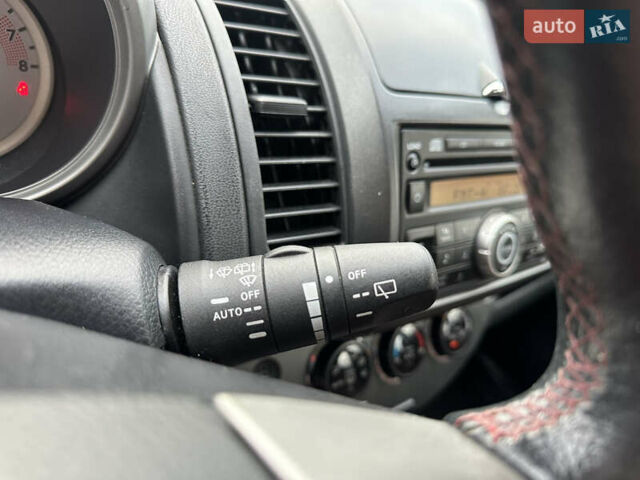 Синий Ниссан Ноут, объемом двигателя 1.6 л и пробегом 115 тыс. км за 7300 $, фото 63 на Automoto.ua