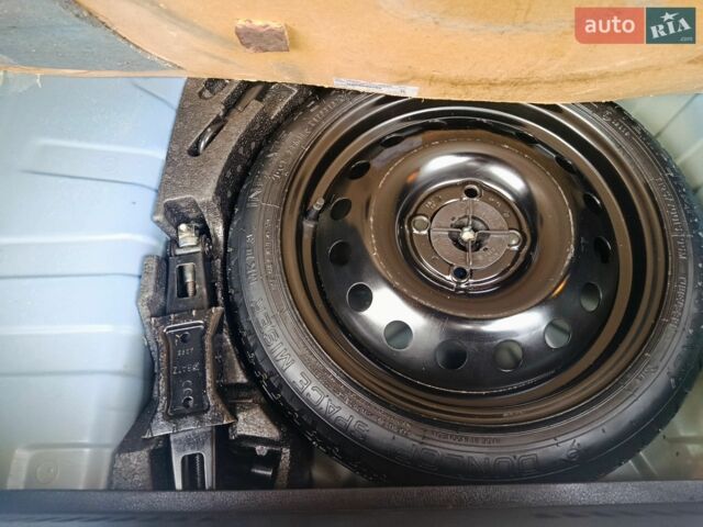 Синій Ніссан Ноут, об'ємом двигуна 0 л та пробігом 91 тис. км за 5500 $, фото 16 на Automoto.ua