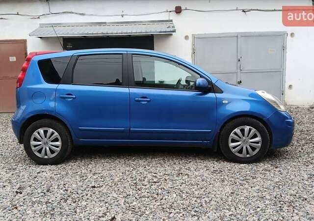 Синий Ниссан Ноут, объемом двигателя 1.6 л и пробегом 189 тыс. км за 4850 $, фото 5 на Automoto.ua