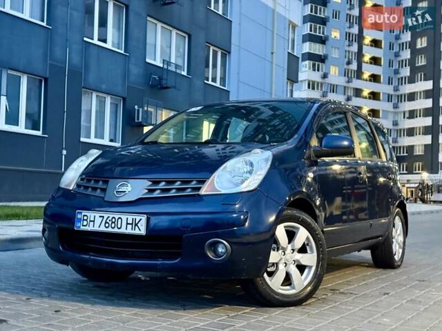 Синий Ниссан Ноут, объемом двигателя 1.6 л и пробегом 147 тыс. км за 4999 $, фото 11 на Automoto.ua