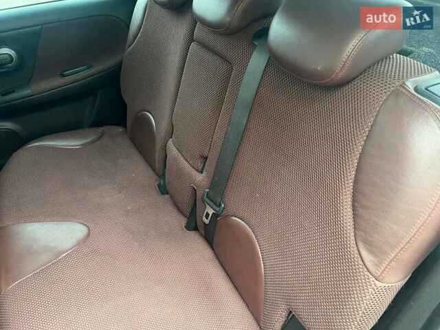 Синий Ниссан Ноут, объемом двигателя 1.6 л и пробегом 205 тыс. км за 4990 $, фото 15 на Automoto.ua