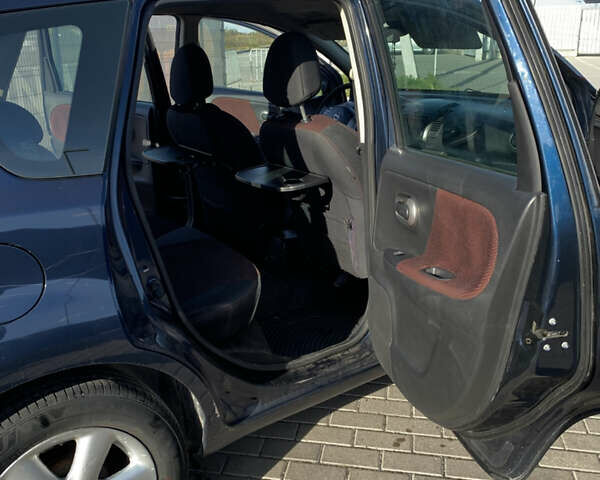Ніссан Ноут 2007 у Львові на Automoto.ua Синій Ніссан Ноут, об'ємом двигуна 1.6 л та пробігом 203 тис. км за 5999 $, фото 14 на Automoto.ua