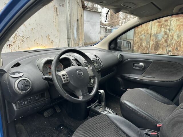 Синий Ниссан Ноут, объемом двигателя 1.6 л и пробегом 194 тыс. км за 2800 $, фото 6 на Automoto.ua