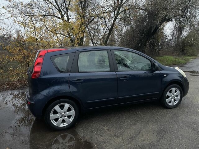 Синий Ниссан Ноут, объемом двигателя 1.6 л и пробегом 220 тыс. км за 6300 $, фото 6 на Automoto.ua