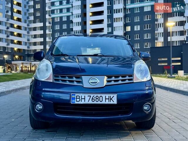 Синий Ниссан Ноут, объемом двигателя 1.6 л и пробегом 147 тыс. км за 4999 $, фото 1 на Automoto.ua