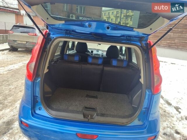 Синий Ниссан Ноут, объемом двигателя 1.6 л и пробегом 205 тыс. км за 6400 $, фото 4 на Automoto.ua