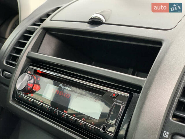 Синий Ниссан Ноут, объемом двигателя 1.39 л и пробегом 187 тыс. км за 4499 $, фото 48 на Automoto.ua