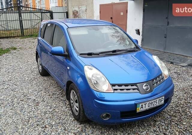 Синий Ниссан Ноут, объемом двигателя 1.6 л и пробегом 189 тыс. км за 4850 $, фото 2 на Automoto.ua