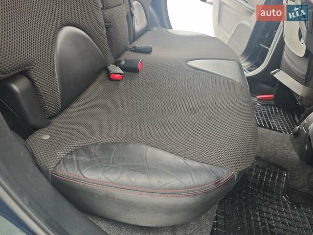 Синій Ніссан Ноут, об'ємом двигуна 1.6 л та пробігом 131 тис. км за 5197 $, фото 2 на Automoto.ua