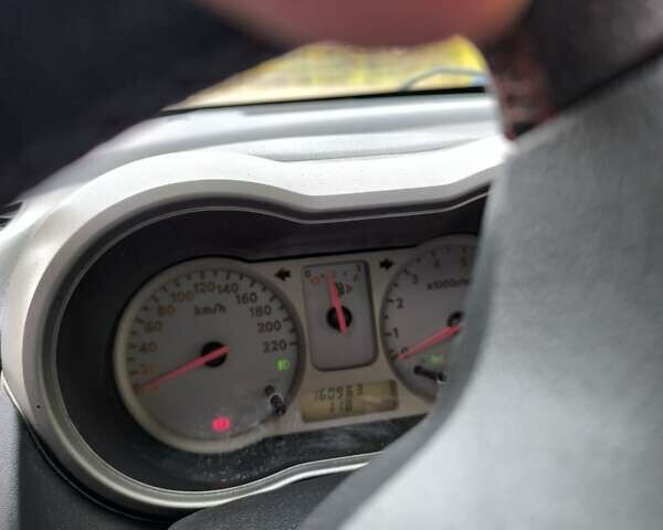 Синий Ниссан Ноут, объемом двигателя 1.6 л и пробегом 160 тыс. км за 5850 $, фото 16 на Automoto.ua