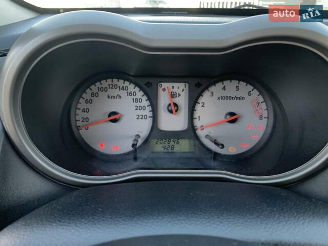 Ніссан Ноут 2007 у Львові на Automoto.ua Синій Ніссан Ноут, об'ємом двигуна 1.6 л та пробігом 203 тис. км за 5999 $, фото 7 на Automoto.ua