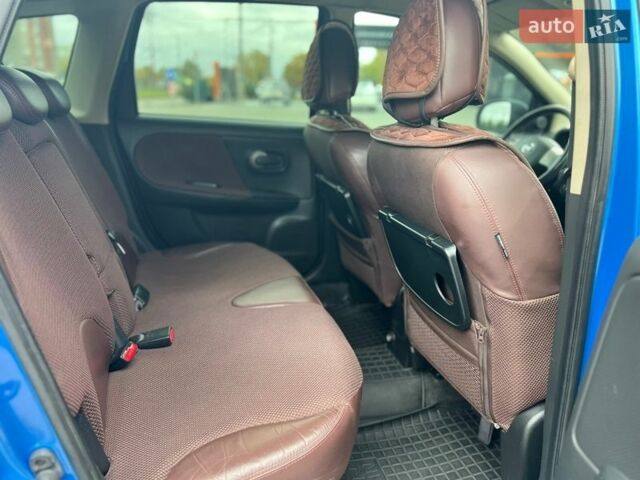 Синій Ніссан Ноут, об'ємом двигуна 1.6 л та пробігом 229 тис. км за 6400 $, фото 12 на Automoto.ua