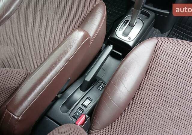 Синий Ниссан Ноут, объемом двигателя 1.6 л и пробегом 189 тыс. км за 4850 $, фото 20 на Automoto.ua