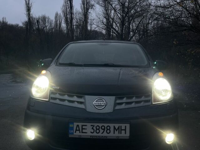 Синий Ниссан Ноут, объемом двигателя 1.6 л и пробегом 220 тыс. км за 6300 $, фото 7 на Automoto.ua