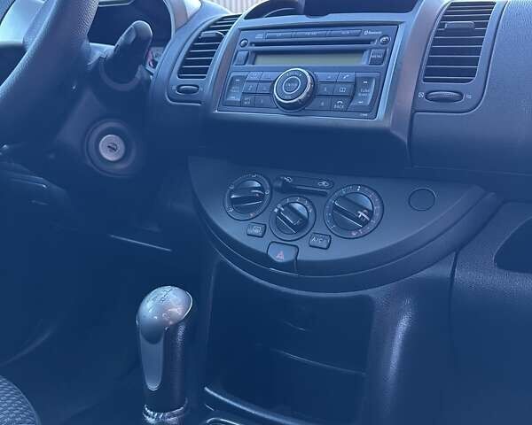 Синій Ніссан Ноут, об'ємом двигуна 1.4 л та пробігом 202 тис. км за 5700 $, фото 23 на Automoto.ua