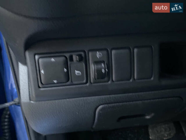 Синий Ниссан Ноут, объемом двигателя 1.6 л и пробегом 150 тыс. км за 6390 $, фото 17 на Automoto.ua