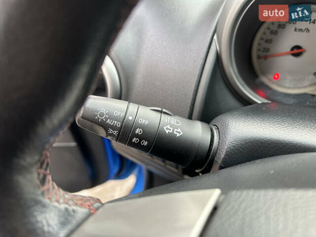 Синий Ниссан Ноут, объемом двигателя 1.6 л и пробегом 115 тыс. км за 7300 $, фото 62 на Automoto.ua