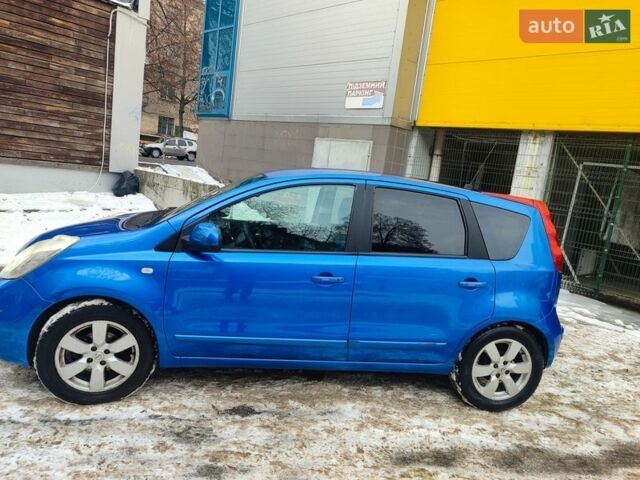 Синий Ниссан Ноут, объемом двигателя 1.6 л и пробегом 205 тыс. км за 6400 $, фото 2 на Automoto.ua