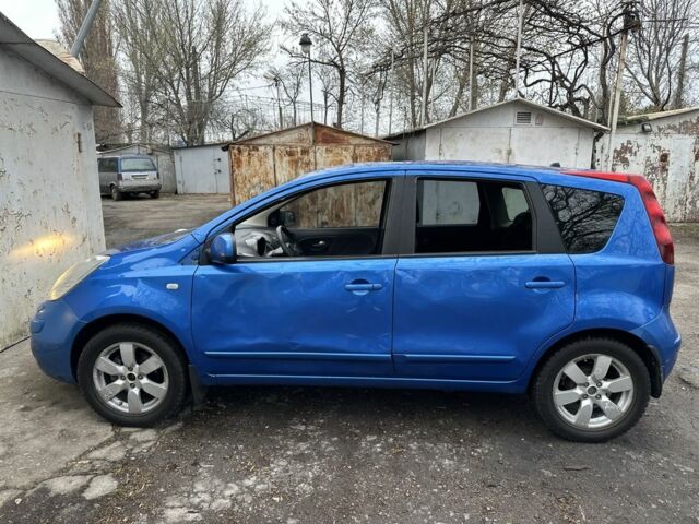 Синий Ниссан Ноут, объемом двигателя 1.6 л и пробегом 194 тыс. км за 2800 $, фото 5 на Automoto.ua