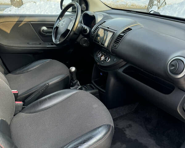 Синій Ніссан Ноут, об'ємом двигуна 1.6 л та пробігом 129 тис. км за 5200 $, фото 15 на Automoto.ua