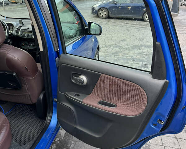 Синий Ниссан Ноут, объемом двигателя 1.6 л и пробегом 183 тыс. км за 6400 $, фото 13 на Automoto.ua