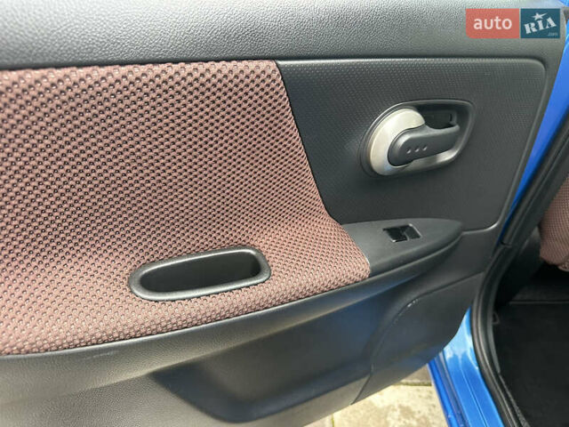 Синий Ниссан Ноут, объемом двигателя 1.6 л и пробегом 115 тыс. км за 7300 $, фото 27 на Automoto.ua