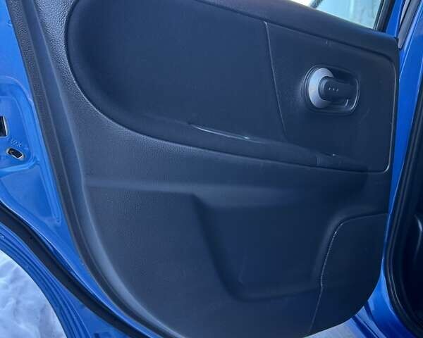 Синій Ніссан Ноут, об'ємом двигуна 1.4 л та пробігом 202 тис. км за 5700 $, фото 37 на Automoto.ua