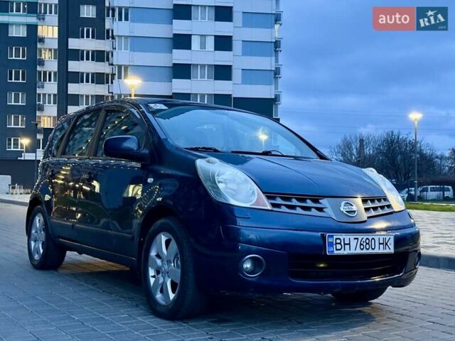 Синий Ниссан Ноут, объемом двигателя 1.6 л и пробегом 147 тыс. км за 4999 $, фото 3 на Automoto.ua