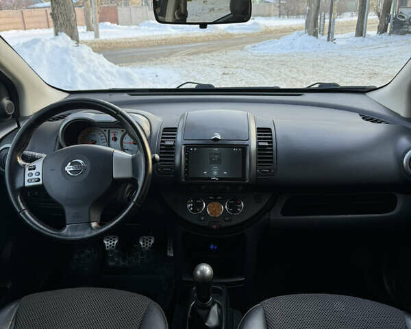 Синій Ніссан Ноут, об'ємом двигуна 1.6 л та пробігом 129 тис. км за 5200 $, фото 19 на Automoto.ua
