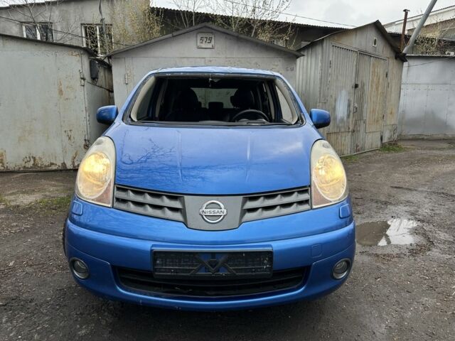 Синий Ниссан Ноут, объемом двигателя 1.6 л и пробегом 194 тыс. км за 2800 $, фото 1 на Automoto.ua