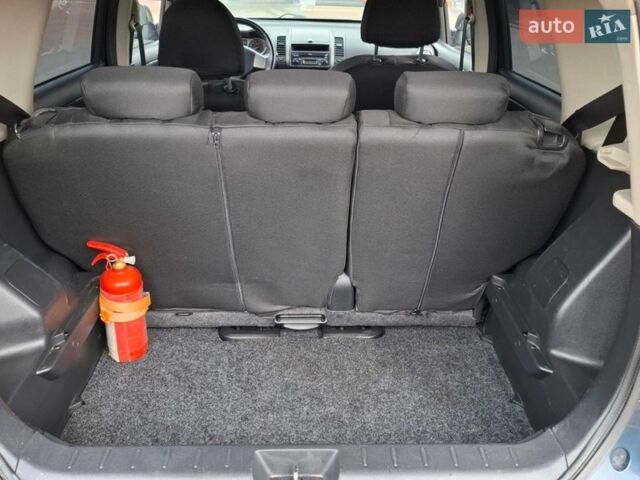 Синий Ниссан Ноут, объемом двигателя 1.4 л и пробегом 228 тыс. км за 4900 $, фото 11 на Automoto.ua