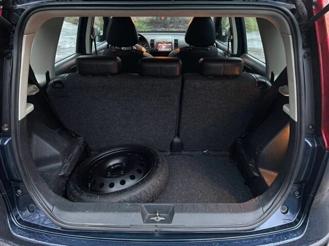 Синій Ніссан Ноут, об'ємом двигуна 1.6 л та пробігом 221 тис. км за 6400 $, фото 13 на Automoto.ua