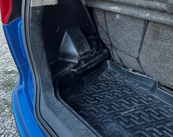 Синій Ніссан Ноут, об'ємом двигуна 1.6 л та пробігом 161 тис. км за 5800 $, фото 12 на Automoto.ua