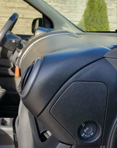 Синий Ниссан Ноут, объемом двигателя 1.6 л и пробегом 182 тыс. км за 6850 $, фото 45 на Automoto.ua