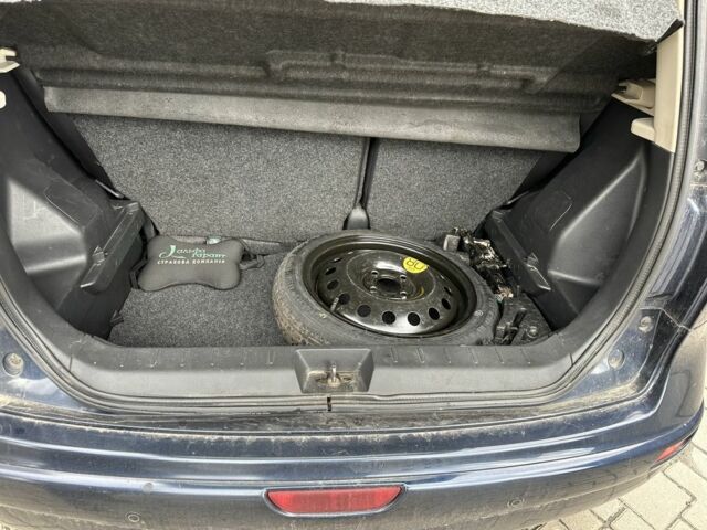 Синій Ніссан Ноут, об'ємом двигуна 1.6 л та пробігом 181 тис. км за 6700 $, фото 5 на Automoto.ua