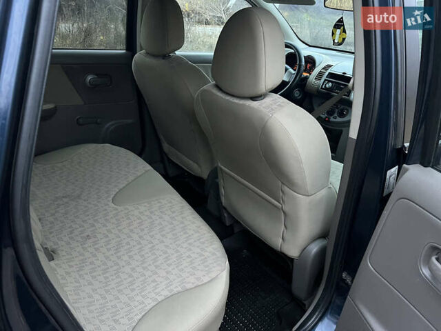 Синий Ниссан Ноут, объемом двигателя 1.6 л и пробегом 250 тыс. км за 4300 $, фото 11 на Automoto.ua