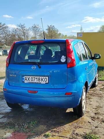 Синій Ніссан Ноут, об'ємом двигуна 1.4 л та пробігом 242 тис. км за 5500 $, фото 4 на Automoto.ua