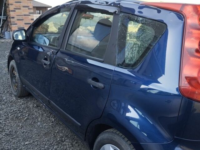 Синій Ніссан Ноут, об'ємом двигуна 1.4 л та пробігом 240 тис. км за 3200 $, фото 12 на Automoto.ua