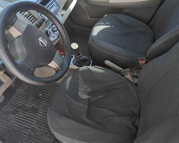 Синий Ниссан Ноут, объемом двигателя 1.6 л и пробегом 220 тыс. км за 4700 $, фото 4 на Automoto.ua