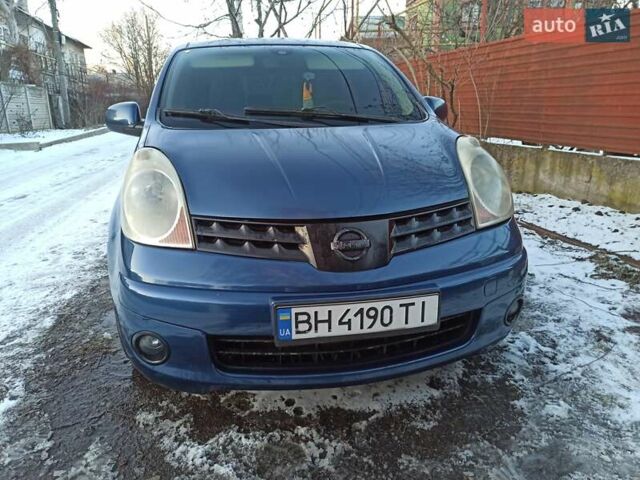 Синій Ніссан Ноут, об'ємом двигуна 1.6 л та пробігом 343 тис. км за 6000 $, фото 1 на Automoto.ua