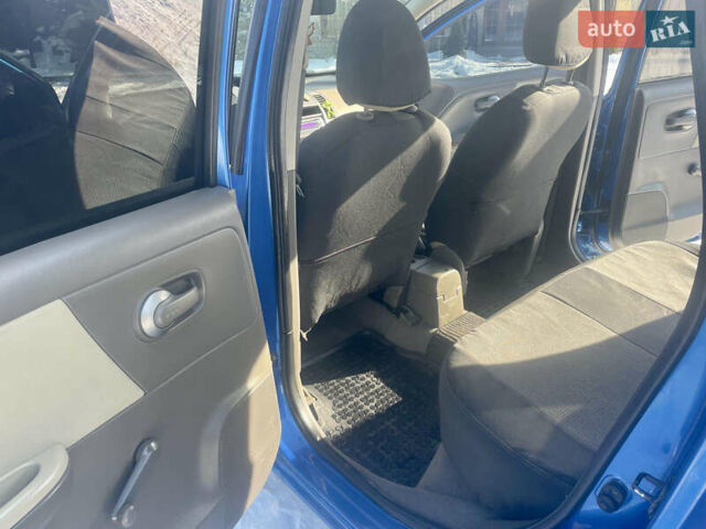 Синий Ниссан Ноут, объемом двигателя 1.4 л и пробегом 220 тыс. км за 4250 $, фото 13 на Automoto.ua