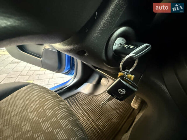 Синій Ніссан Ноут, об'ємом двигуна 1.4 л та пробігом 190 тис. км за 5800 $, фото 54 на Automoto.ua