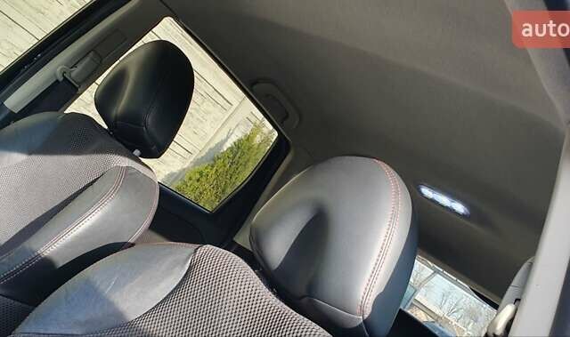 Синий Ниссан Ноут, объемом двигателя 1.6 л и пробегом 182 тыс. км за 6850 $, фото 26 на Automoto.ua