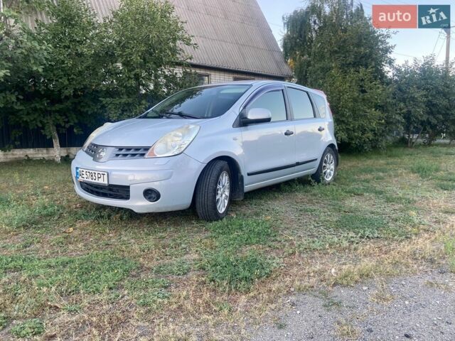 Синий Ниссан Ноут, объемом двигателя 1.6 л и пробегом 140 тыс. км за 6500 $, фото 2 на Automoto.ua