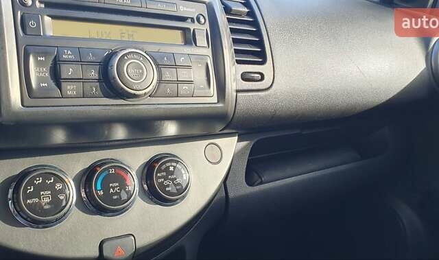 Синий Ниссан Ноут, объемом двигателя 1.6 л и пробегом 182 тыс. км за 6600 $, фото 29 на Automoto.ua